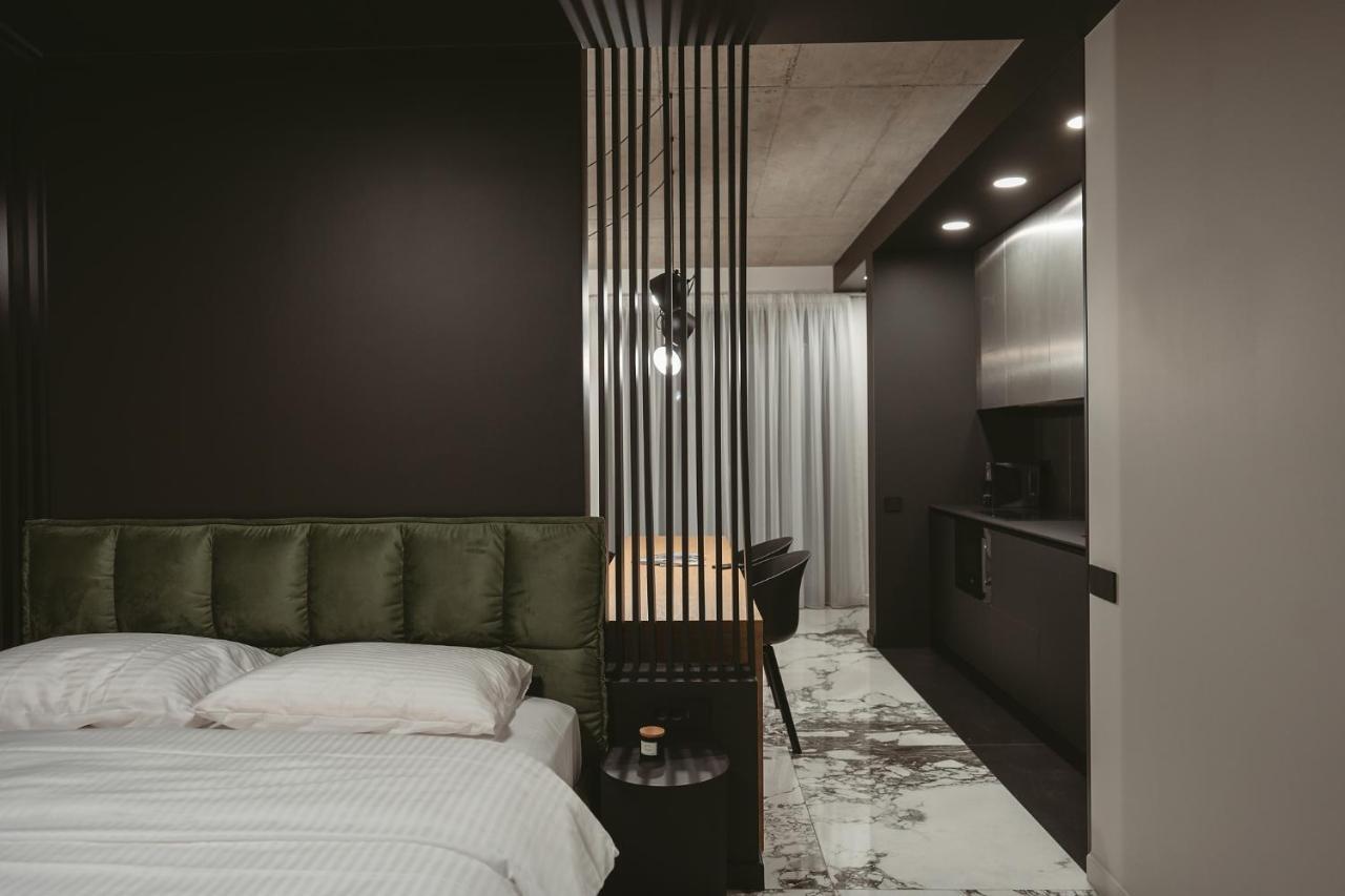 26Bricks Luxury Suites Орадя Экстерьер фото